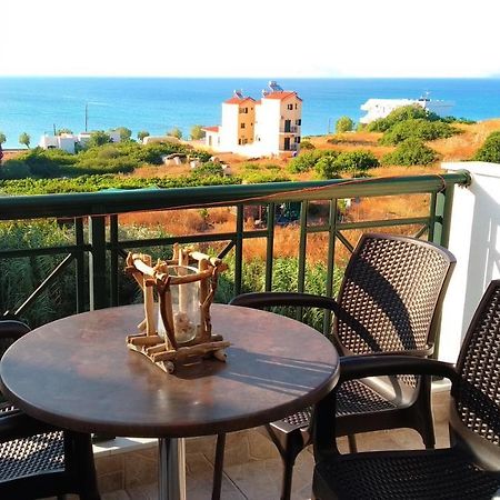 Irides Apartments Megalochori  Dış mekan fotoğraf
