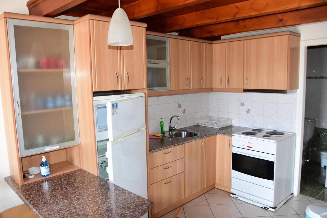 Irides Apartments Megalochori  Dış mekan fotoğraf