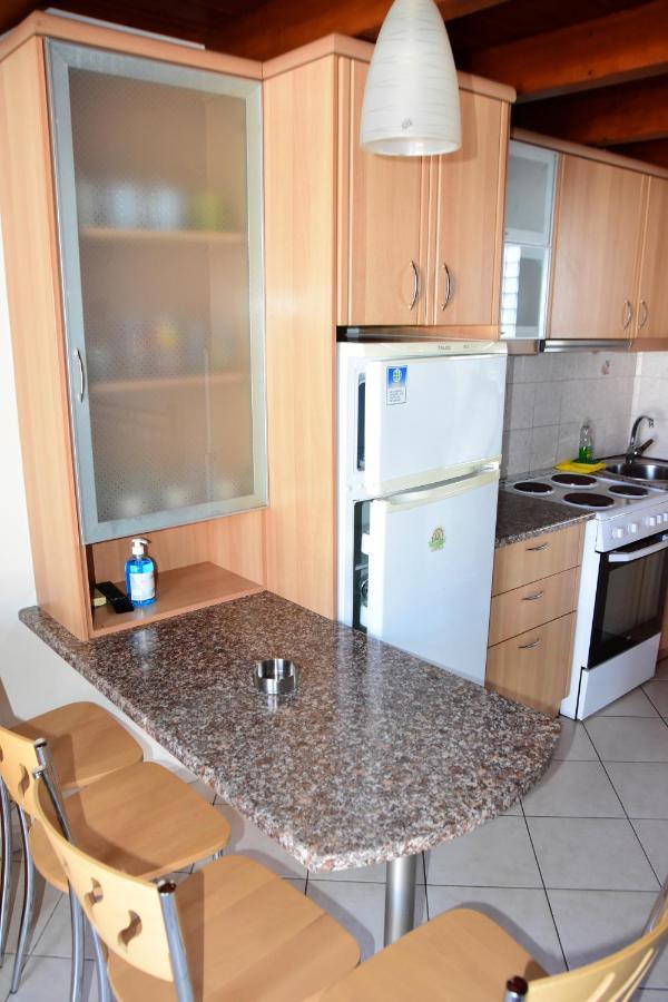 Irides Apartments Megalochori  Dış mekan fotoğraf