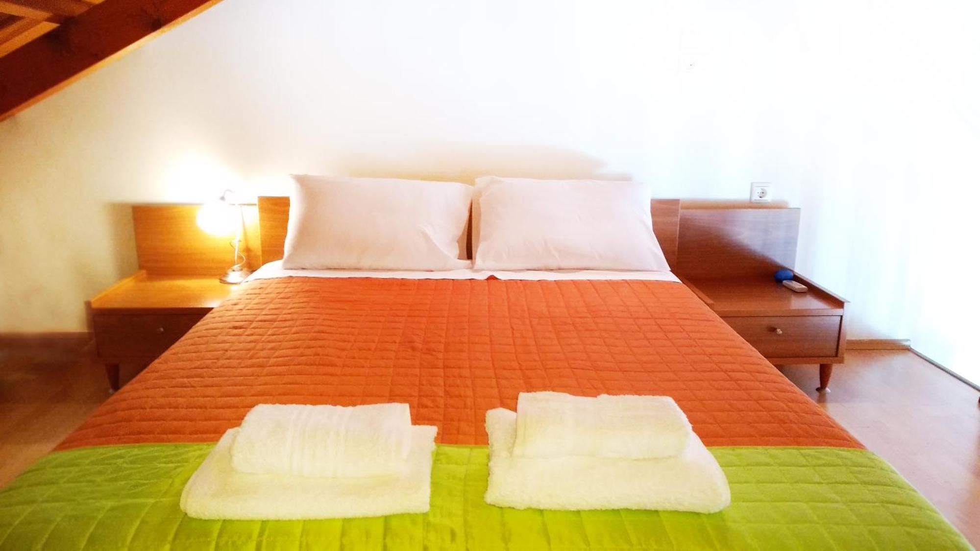 Irides Apartments Megalochori  Dış mekan fotoğraf